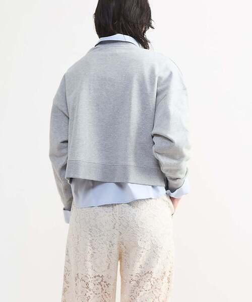 CONVERSE TOKYO(コンバーストウキョウ)の「EMBROIDERED LOGO CROPPED SWEAT(スウェット・レディース・ホワイト/グレー/ブラック・FREE)」の6枚目の写真