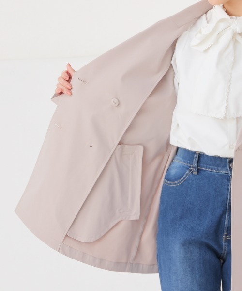 Honeys（ハニーズ）の「【非フッ素撥水加工】撥水加工ハーフ丈トレンチコート（トレンチコート・レディース・ピンクベージュ/アイボリー/ベージュ/ネイビー・S/M/LL/L）」の18枚目の写真