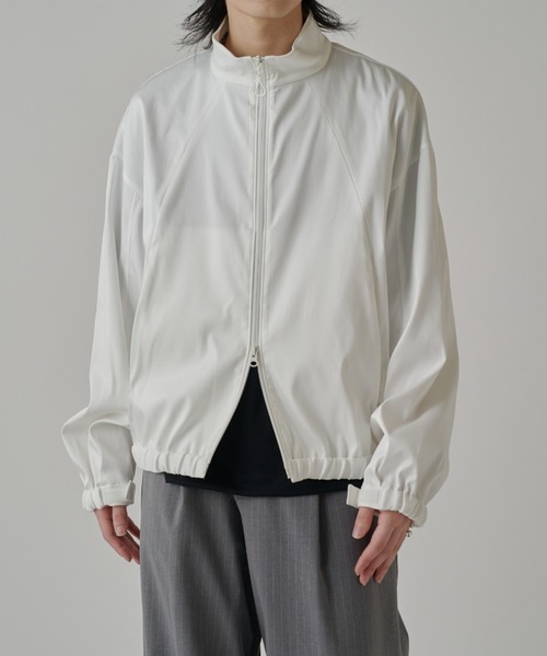Lui's(ルイス)の「ウォッシャブルダブルクロスサテンブルゾン(ブルゾン・メンズ・ブラック/ホワイト・S/M)」の2枚目の写真