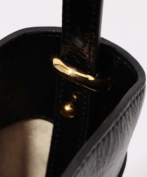 TOMORROWLAND （トゥモローランド）の「LIFFNER BELTED BUCKET BAG（ショルダーバッグ・レディース・ブラック・FREE）」の8枚目の写真