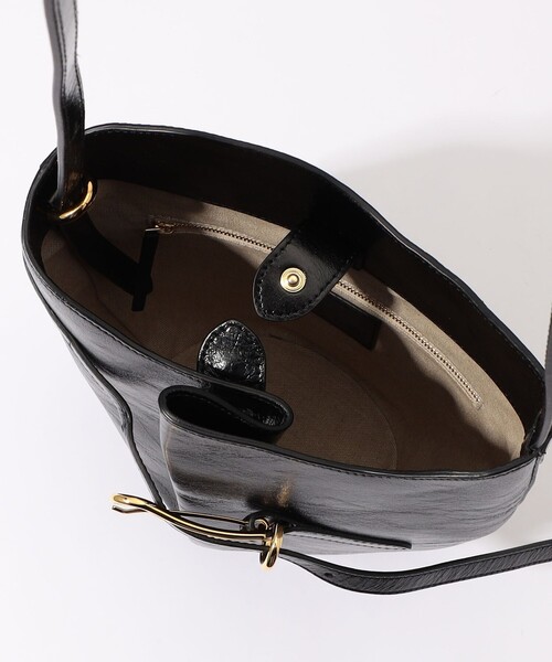 TOMORROWLAND （トゥモローランド）の「LIFFNER BELTED BUCKET BAG（ショルダーバッグ・レディース・ブラック・FREE）」の9枚目の写真