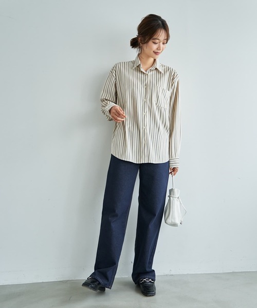 STYLE DELI(スタイルデリ)の「【LUXE】ベルベットタッチストライプ柄シャツ(シャツ/ブラウス・レディース・ナチュラル/ベージュ・FREE)」の10枚目の写真