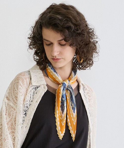 NICOLE white(ニコルホワイト)の「柄プリーツスカーフ(ストール/ショール・レディース・その他4/その他2/その他5/その他3・FREE)」の3枚目の写真