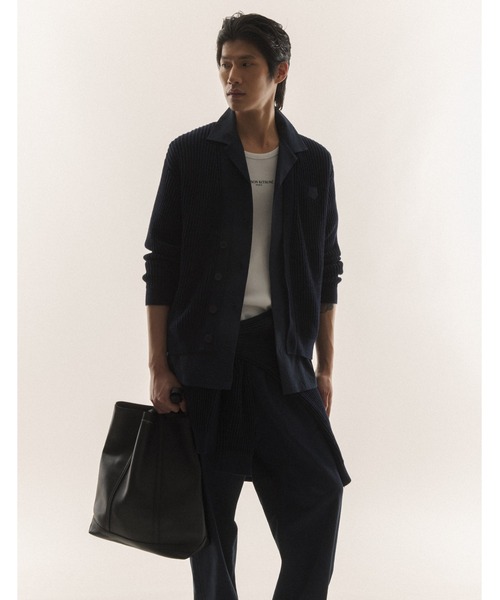 Maison Kitsune（メゾンキツネ）の「FOX HEAD COTTON RIBBED CARDIGAN（ニット/セーター・メンズ・ネイビー・L/M/S）」の7枚目の写真