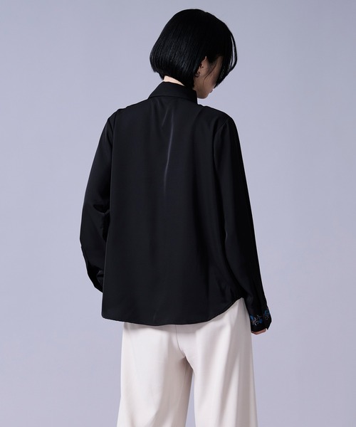 Ellno Loset（エルノロゼット）の「【UVカット＆イージーケア】ローズ刺繍トロミシャツ（シャツ/ブラウス・メンズ・オフホワイト/ブルーグレー/ブラック・MEDIUM/SMALL/LARGE）」の21枚目の写真