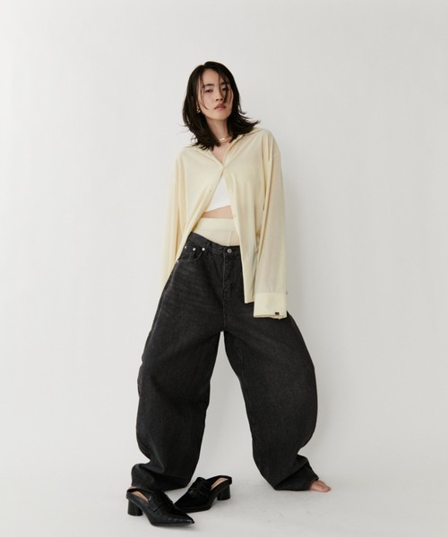 VION（ヴィオン）の「Sheer Velour Long Sleeve Shirt / シアーベロアロングスリーブシャツ（シャツ/ブラウス・レディース・ブルー/ブラック/イエロー・FREE）」の4枚目の写真