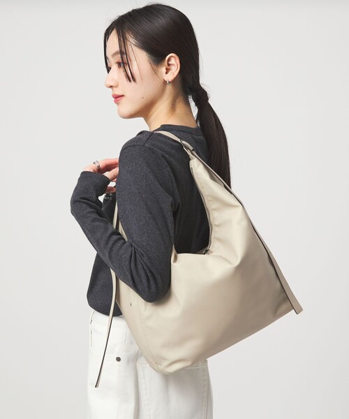 green label relaxing(グリーンレーベルリラクシング)の「【WEB限定】<PARTE>ダブルバックル 2WAYショルダーバッグ はっ水(ショルダーバッグ・レディース・ブラウン/ブラック/ナチュラル/モカ・FREE)」の4枚目の写真