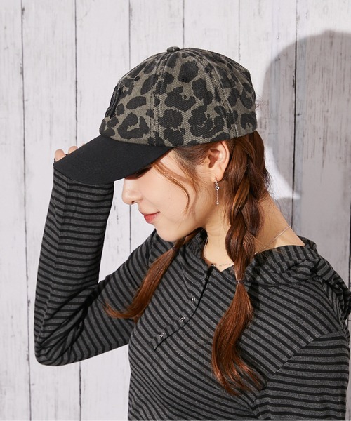 GORGE（ゴージ）の「《総柄×ロゴ貼り付け》キャップ／オールシーズン／全3色（キャップ・レディース・ベージュ/チャコール/カモフラージュ・F）」の5枚目の写真