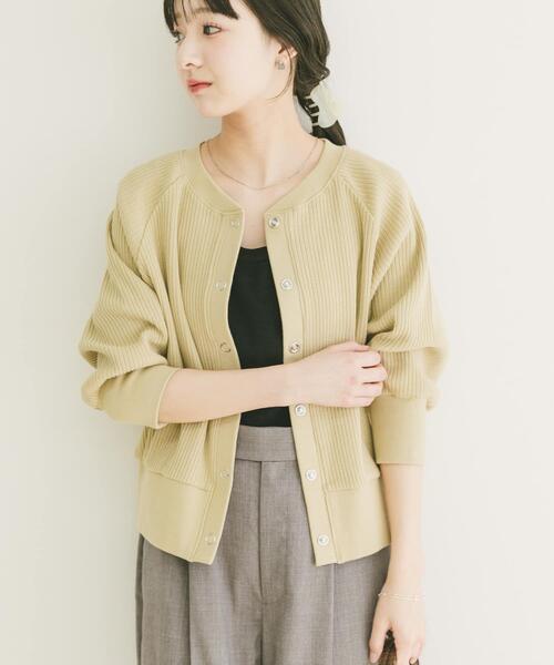 ITEMS URBANRESEARCH（アイテムズ アーバンリサーチ）の「針抜きドルマンカーディガン（カーディガン/ボレロ・レディース・ブラック/イエロー系その他/オフホワイト・FREE）」の3枚目の写真