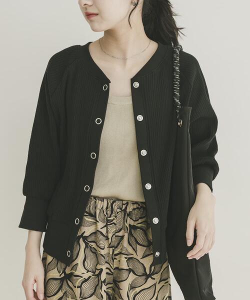 ITEMS URBANRESEARCH（アイテムズ アーバンリサーチ）の「針抜きドルマンカーディガン（カーディガン/ボレロ・レディース・ブラック/イエロー系その他/オフホワイト・FREE）」の2枚目の写真