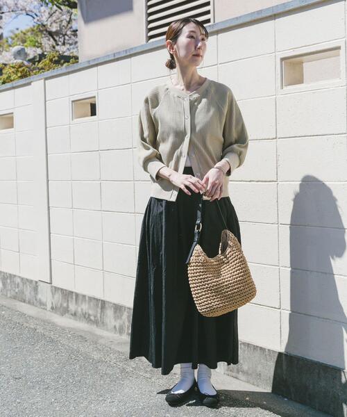 ITEMS URBANRESEARCH（アイテムズ アーバンリサーチ）の「針抜きドルマンカーディガン（カーディガン/ボレロ・レディース・ブラック/イエロー系その他/オフホワイト・FREE）」の22枚目の写真