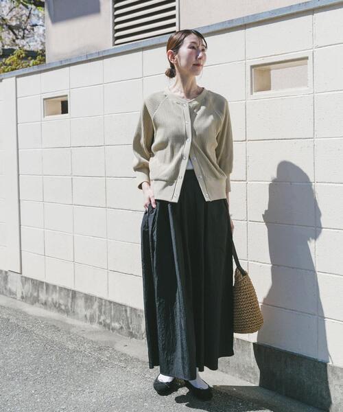 ITEMS URBANRESEARCH（アイテムズ アーバンリサーチ）の「針抜きドルマンカーディガン（カーディガン/ボレロ・レディース・ブラック/イエロー系その他/オフホワイト・FREE）」の8枚目の写真