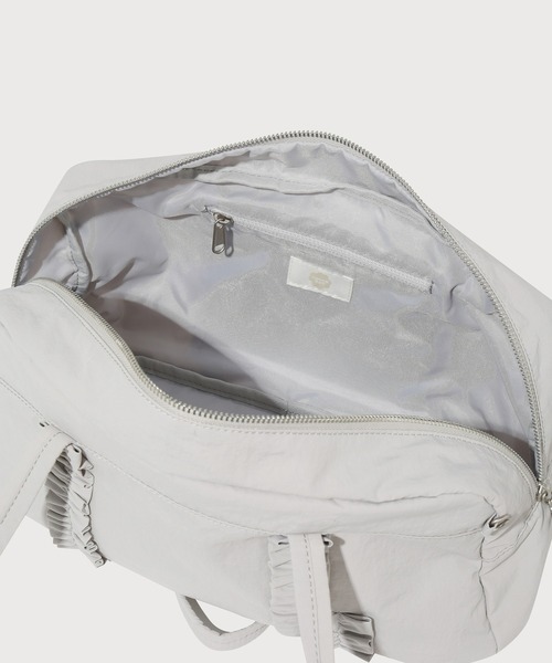 COVERNAT（カバーナット）の「WOMEN FRILL SQUARE SHOULDER BAG（ショルダーバッグ・レディース・ブラック/ライトグレー・FREE）」の3枚目の写真