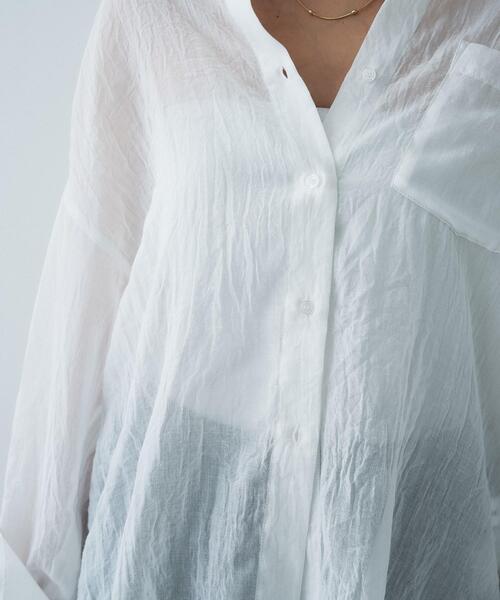 cloenc（クロエンス）の「【手洗い可】シアーシャンブレーシャツ（シャツ/ブラウス・レディース・ホワイト/ピンク/ダークグレー/ベージュ/ライトパープル/サックスブルー・01/02）」の19枚目の写真