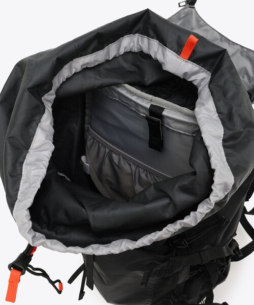 Columbia(コロンビア)の「撥水 Columbia/ ワイルドウッドハイツ 33L + 5L バックパック /コロンビア(バックパック/リュック・レディース・ネイビー/グレー/ブラック・M/L)」の11枚目の写真