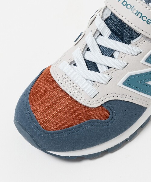 NEW BALANCE(ニューバランス)の「<New Balance>996 Bungee with Top Strap スニーカー / キッズ 17cm-24cm(スニーカー・キッズ・ベージュ/ネイビー/ライトピンク・23cm/24cm/17cm/18cm/19cm/20cm/22cm/21cm)」の20枚目の写真