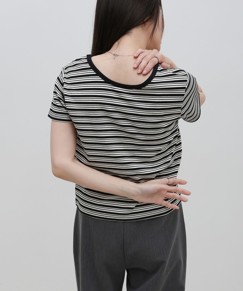 select MOCA(セレクトモカ)の「2WAYドライタッチマルチボーダーコンパクトTシャツ(Tシャツ/カットソー・レディース・ブラウン/グレー/ブラック・FREE)」の18枚目の写真