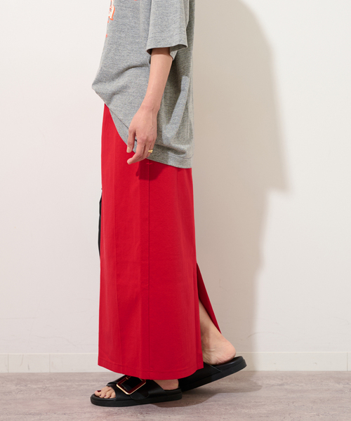 JOURNAL STANDARD relume(ジャーナルスタンダード レリューム)の「《追加》ストレッチポンチIラインスカート(スカート・レディース・レッド/ブラウン/ブラック・FREE)」の6枚目の写真