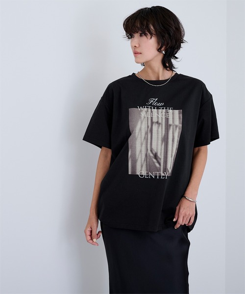 UR'S（ユアーズ）の「【接触冷感】エコフォトTシャツ（Tシャツ/カットソー・レディース・ホワイト/ブラック/チャコール・S/L/M）」の10枚目の写真