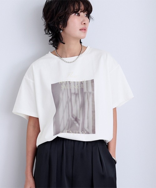 UR'S（ユアーズ）の「【接触冷感】エコフォトTシャツ（Tシャツ/カットソー・レディース・ホワイト/ブラック/チャコール・S/L/M）」の8枚目の写真
