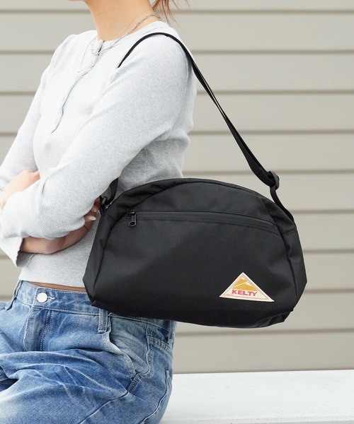 KELTY（ケルティ）の「KELTY/ケルティ ES ROUND TOP BAG M アウトドア フェス ライブ 公園 カジュアル スポーティー 2026年春夏（ショルダーバッグ・メンズ・スカイブルー/ブラック/ベージュ/ネイビー/オリーブ/セージグリーン/タン/マスタード/ブラウン系その他・FREE）」の12枚目の写真