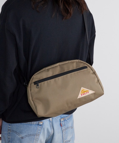 KELTY（ケルティ）の「KELTY/ケルティ ES ROUND TOP BAG M アウトドア フェス ライブ 公園 カジュアル スポーティー 2026年春夏（ショルダーバッグ・メンズ・スカイブルー/ブラック/ベージュ/ネイビー/オリーブ/セージグリーン/タン/マスタード/ブラウン系その他・FREE）」の21枚目の写真