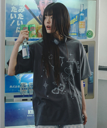 MIHEV（ミヘブ）の「ミユラブリー チャーム オーバーサイズ 半袖Tシャツ チャコール（Tシャツ/カットソー）」