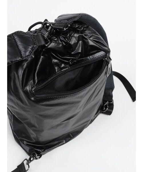 :ETHROF（イーサオブ）の「METALLIC BACKPACK（バックパック/リュック・レディース・ゴールド/ブラック/シルバー・FREE）」の22枚目の写真