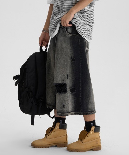 Ressaca(レサーカ)の「ワイドシルエットダメージ加工ブラックデニムハーフパンツ(デニムパンツ・メンズ・ブラック・XL/L/M)」の21枚目の写真