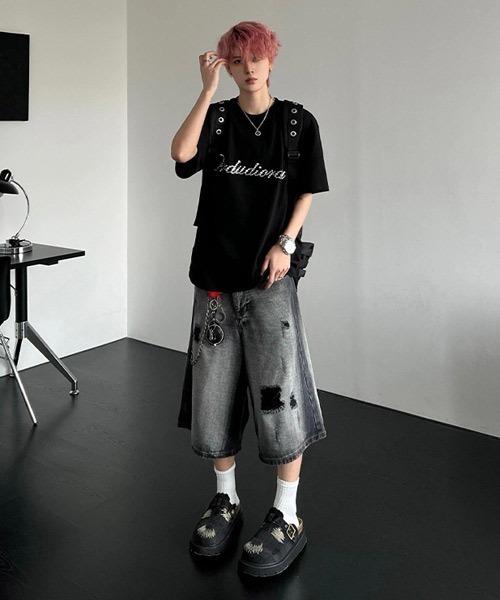 Ressaca(レサーカ)の「ワイドシルエットダメージ加工ブラックデニムハーフパンツ(デニムパンツ・メンズ・ブラック・XL/L/M)」の16枚目の写真