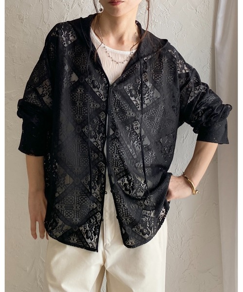 She's Closet(シーズクローゼット)の「フード付き オーバーサイズ 長袖 シアー レース シャツ ブラウス(シャツ/ブラウス・レディース・アイボリー/ブラック/ホワイト・FREE)」の12枚目の写真