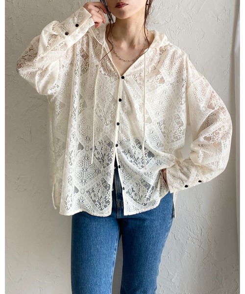 She's Closet(シーズクローゼット)の「フード付き オーバーサイズ 長袖 シアー レース シャツ ブラウス(シャツ/ブラウス・レディース・アイボリー/ブラック/ホワイト・FREE)」の17枚目の写真