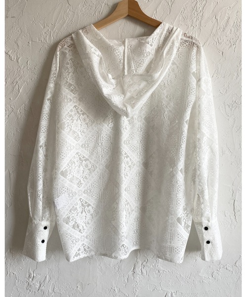 She's Closet(シーズクローゼット)の「フード付き オーバーサイズ 長袖 シアー レース シャツ ブラウス(シャツ/ブラウス・レディース・アイボリー/ブラック/ホワイト・FREE)」の20枚目の写真