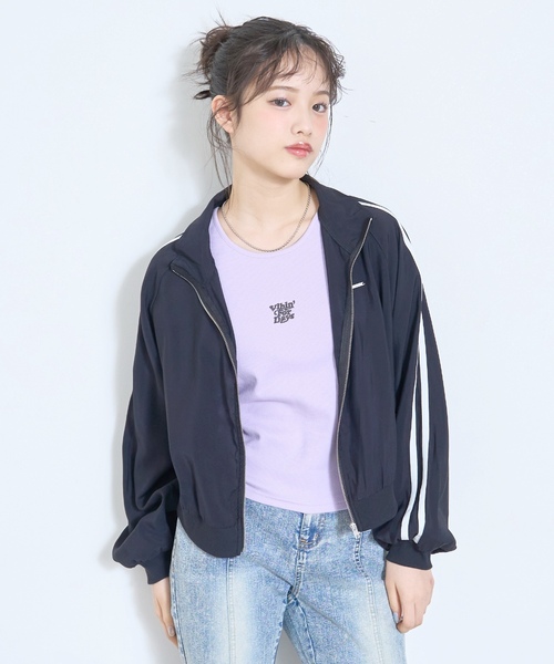 LOVETOXIC(ラブトキシック)の「【LTXC/UV/防花粉】シアーラインブルゾン(ブルゾン・キッズ・オフホワイト/ブラック/ピンク/グレー・L:160cm/130cm/M:150cm/S:140cm)」の2枚目の写真