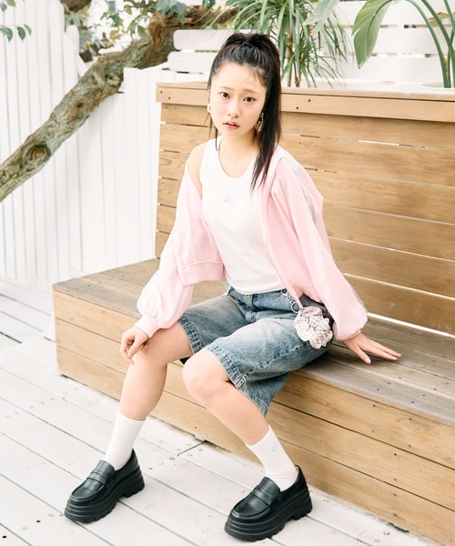 LOVETOXIC(ラブトキシック)の「【LTXC/UV/防花粉】シアーラインブルゾン(ブルゾン・キッズ・オフホワイト/ブラック/ピンク/グレー・L:160cm/130cm/M:150cm/S:140cm)」の6枚目の写真