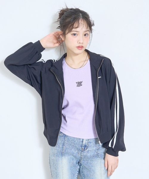 LOVETOXIC(ラブトキシック)の「【LTXC/UV/防花粉】シアーラインブルゾン(ブルゾン・キッズ・オフホワイト/ブラック/ピンク/グレー・L:160cm/130cm/M:150cm/S:140cm)」の11枚目の写真
