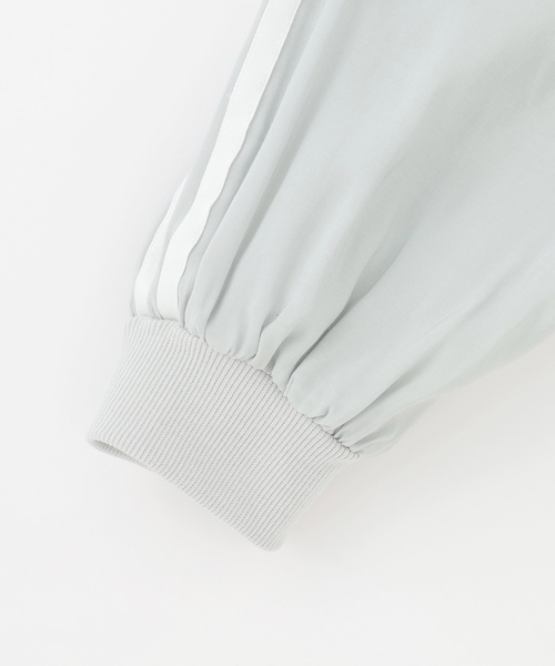 LOVETOXIC(ラブトキシック)の「【LTXC/UV/防花粉】シアーラインブルゾン(ブルゾン・キッズ・オフホワイト/ブラック/ピンク/グレー・L:160cm/130cm/M:150cm/S:140cm)」の20枚目の写真