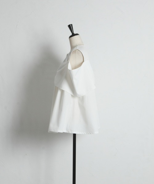 ARVELLIA(アルベリア)の「SCULPTED BOW BLOUSE(シャツ/ブラウス・レディース・ブラック/ホワイト・M)」の13枚目の写真