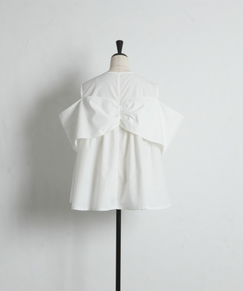 ARVELLIA(アルベリア)の「SCULPTED BOW BLOUSE(シャツ/ブラウス・レディース・ブラック/ホワイト・M)」の14枚目の写真