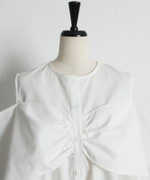 ARVELLIA(アルベリア)の「SCULPTED BOW BLOUSE(シャツ/ブラウス・レディース・ブラック/ホワイト・M)」の16枚目の写真