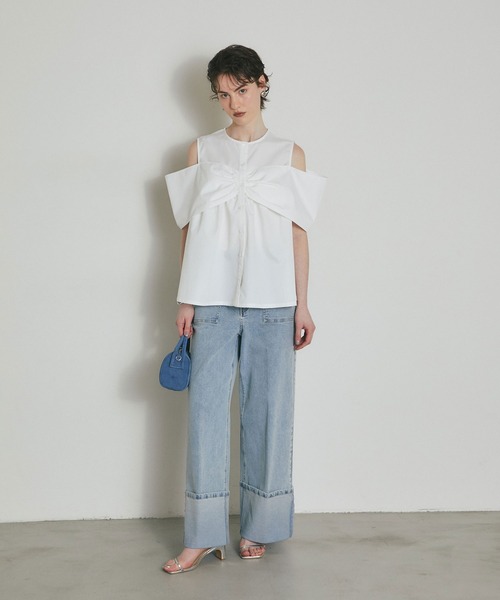 ARVELLIA(アルベリア)の「SCULPTED BOW BLOUSE(シャツ/ブラウス・レディース・ブラック/ホワイト・M)」の8枚目の写真