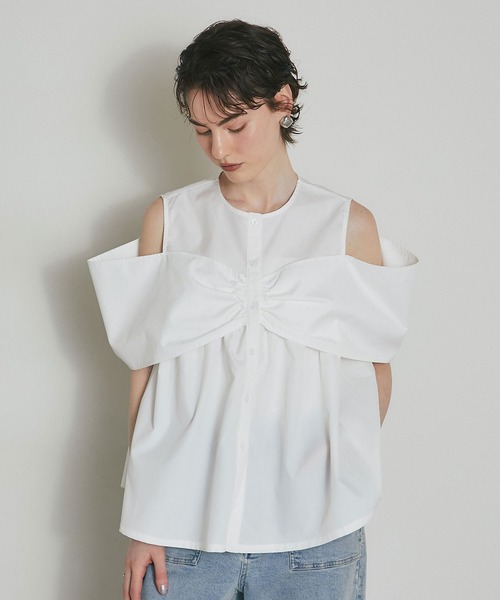 ARVELLIA(アルベリア)の「SCULPTED BOW BLOUSE(シャツ/ブラウス・レディース・ブラック/ホワイト・M)」の7枚目の写真