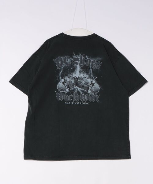 DC SHOES（ディーシーシューズ）の「DC SHOES メンズ 26 THUNDER DECK SS Tシャツ 【2026年春夏モデル】/バックプリントデザイン半袖Tシャツ（Tシャツ/カットソー・メンズ・ホワイト/ブラック/スミクロ・MEDIUM/LARGE/X-LARGE）」の10枚目の写真