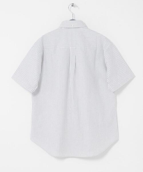 URBAN RESEARCH Sonny Label(アーバンリサーチサニーレーベル)の「抗菌オックスボタンダウン半袖シャツ(シャツ/ブラウス・メンズ・オフホワイト/ブルー/ホワイト系その他/ネイビー/ブルー系その他・MEDIUM/LARGE/X-LARGE)」の15枚目の写真