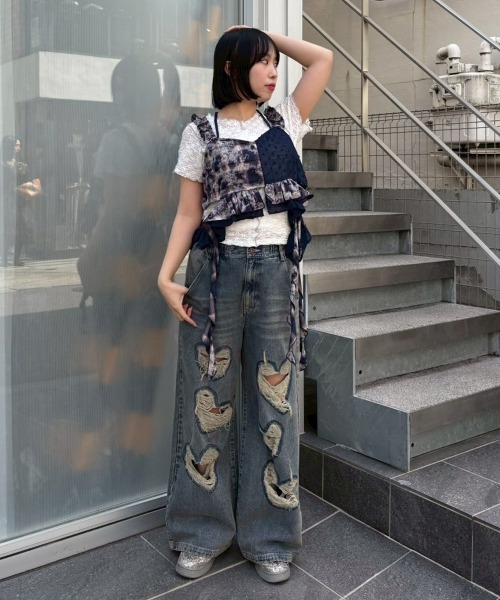Candy Stripper(キャンディストリッパー)の「SLEEPY DOLPHIN LACE Tシャツ(Tシャツ/カットソー・レディース・ブラック/ライトブルー/オフホワイト・FREE)」の17枚目の写真