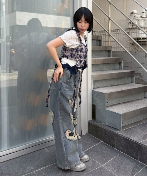 Candy Stripper(キャンディストリッパー)の「SLEEPY DOLPHIN LACE Tシャツ(Tシャツ/カットソー・レディース・ブラック/ライトブルー/オフホワイト・FREE)」の18枚目の写真