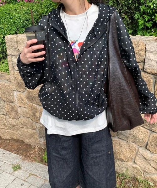 LYEON(リヨン)の「ドットジップパーカー(パーカー・レディース・ブルー/ブラック/ホワイト・FREE)」の2枚目の写真