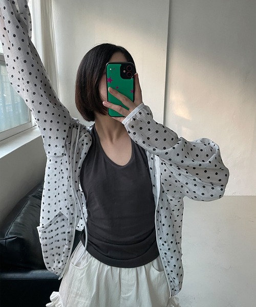 LYEON(リヨン)の「ドットジップパーカー(パーカー・レディース・ブルー/ブラック/ホワイト・FREE)」の17枚目の写真