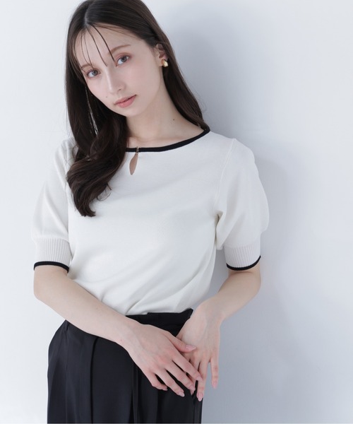 NATURAL BEAUTY BASIC(ナチュラルビューティーベーシック)の「バイカラーメタルポイントニット(ニット/セーター・レディース・ネイビー/ブルー/オフホワイト・フリ-)」の2枚目の写真
