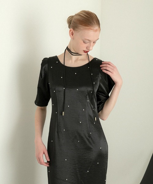 DONOBAN(ドノバン)の「【ANDRESD】pearl glow satin dress 結婚式 パーティードレス オケージョンドレス お呼ばれ 二次会 成人式 同窓会(ドレス・レディース・ブラック/ブロンズ・L/M/S)」の10枚目の写真